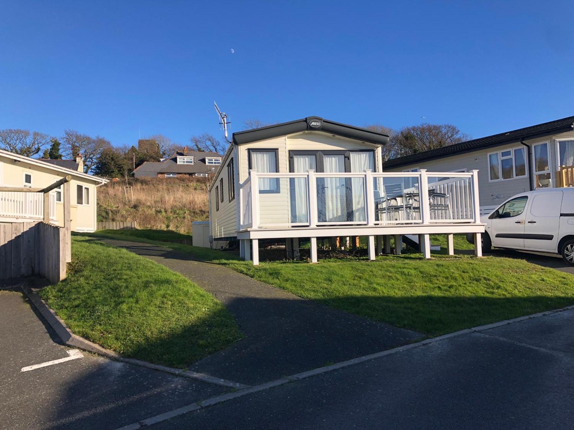 Classy Caravan With Ample Space Bembridge Bagian luar foto
